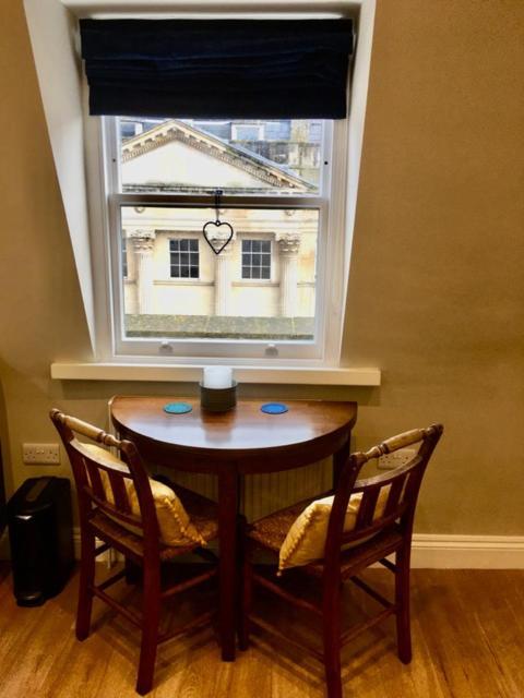 Beautiful Bath Apartment In Central Milsom Street Bagian luar foto